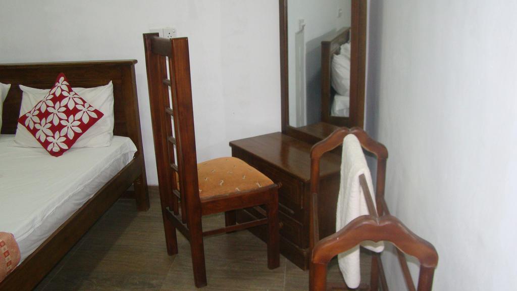 White Heart Hotel Ела Екстериор снимка