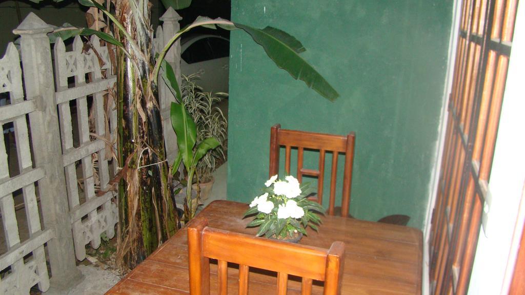 White Heart Hotel Ела Екстериор снимка
