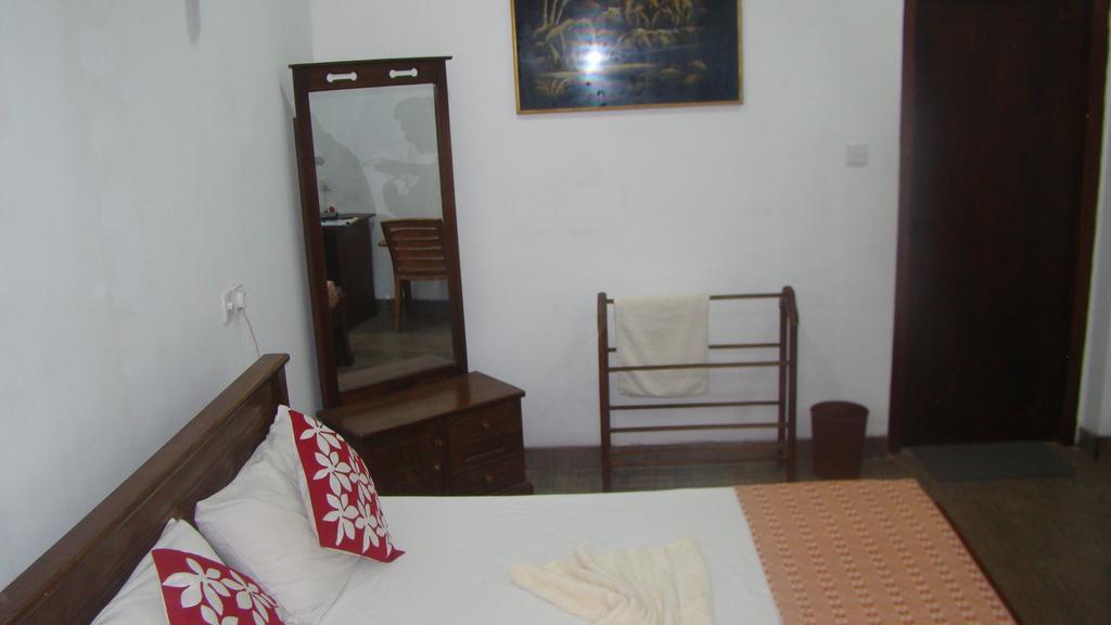 White Heart Hotel Ела Екстериор снимка