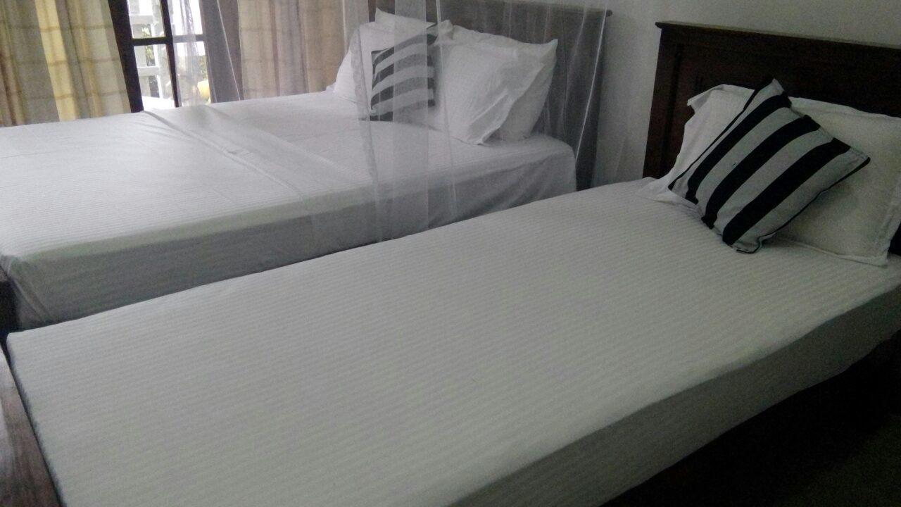 White Heart Hotel Ела Стая снимка